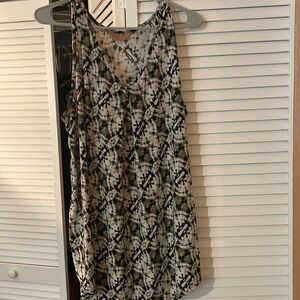 Women’s. Sleeveless tunic